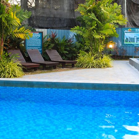 White Lodge Pantai Cenang  Kültér fotó
