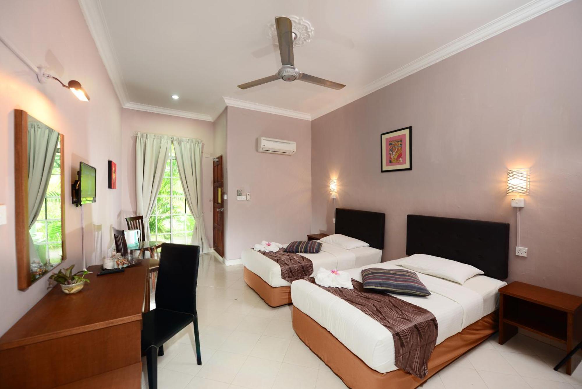 White Lodge Pantai Cenang  Kültér fotó